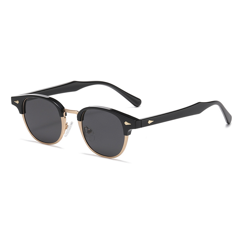 Plastic classic fashionable retro sunglasses