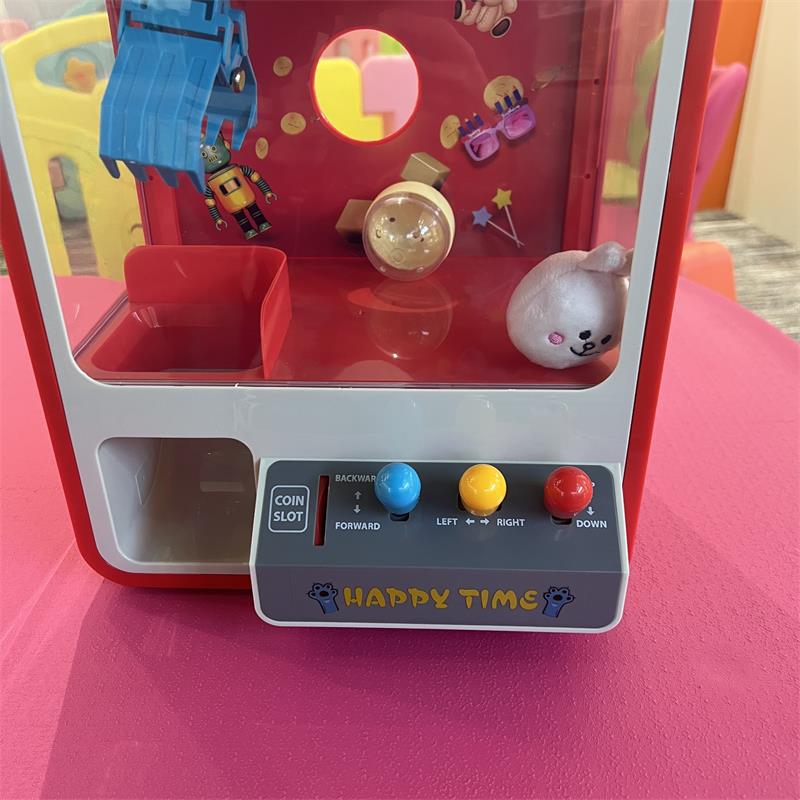 Mini clip muñeca máquina 959 que funciona con monedas de captura muñeca pequeño hogar torcido huevo caramelo eléctrico niños muñeca máquina