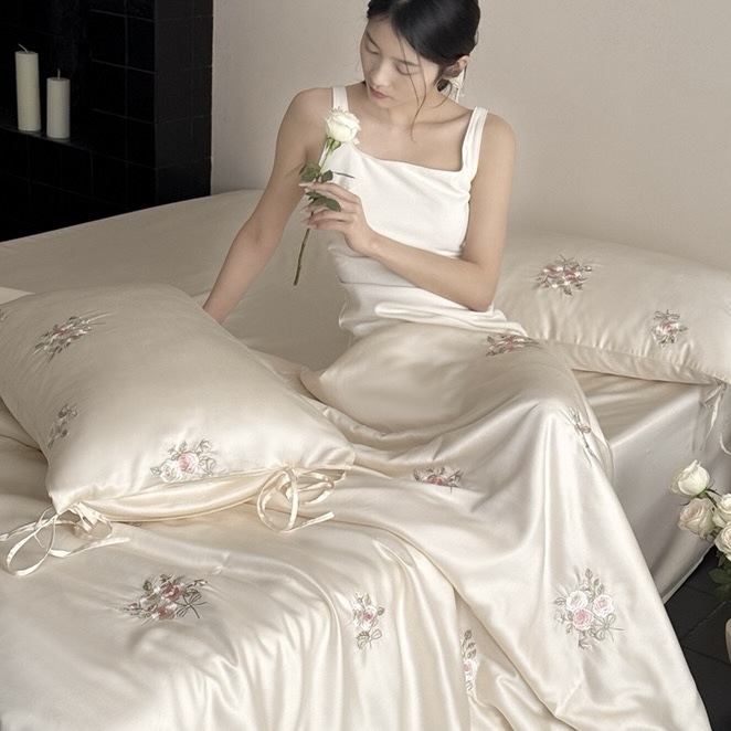 French girl heart 100 Austrian Lanjing Tencel summer quilts four-piece summer ice silk air conditioning quilts summer cool quilts 4