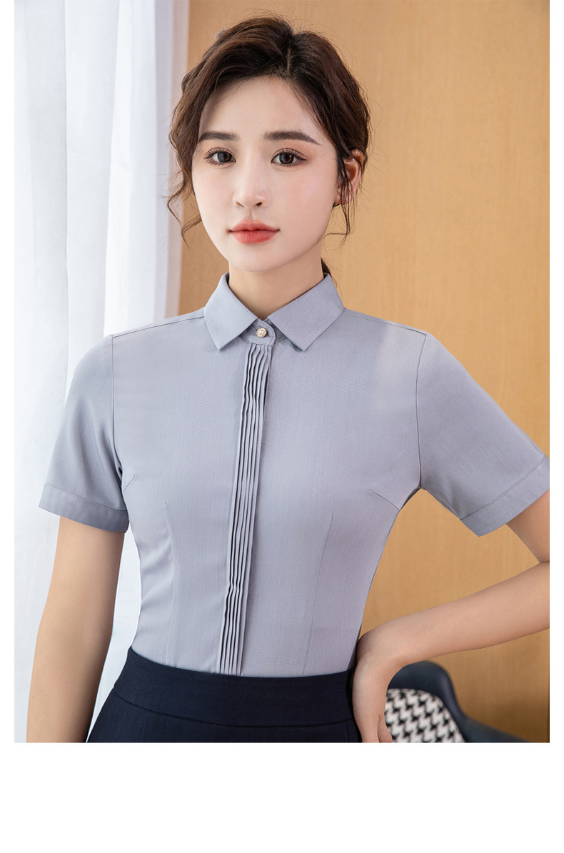 회색 셔츠
