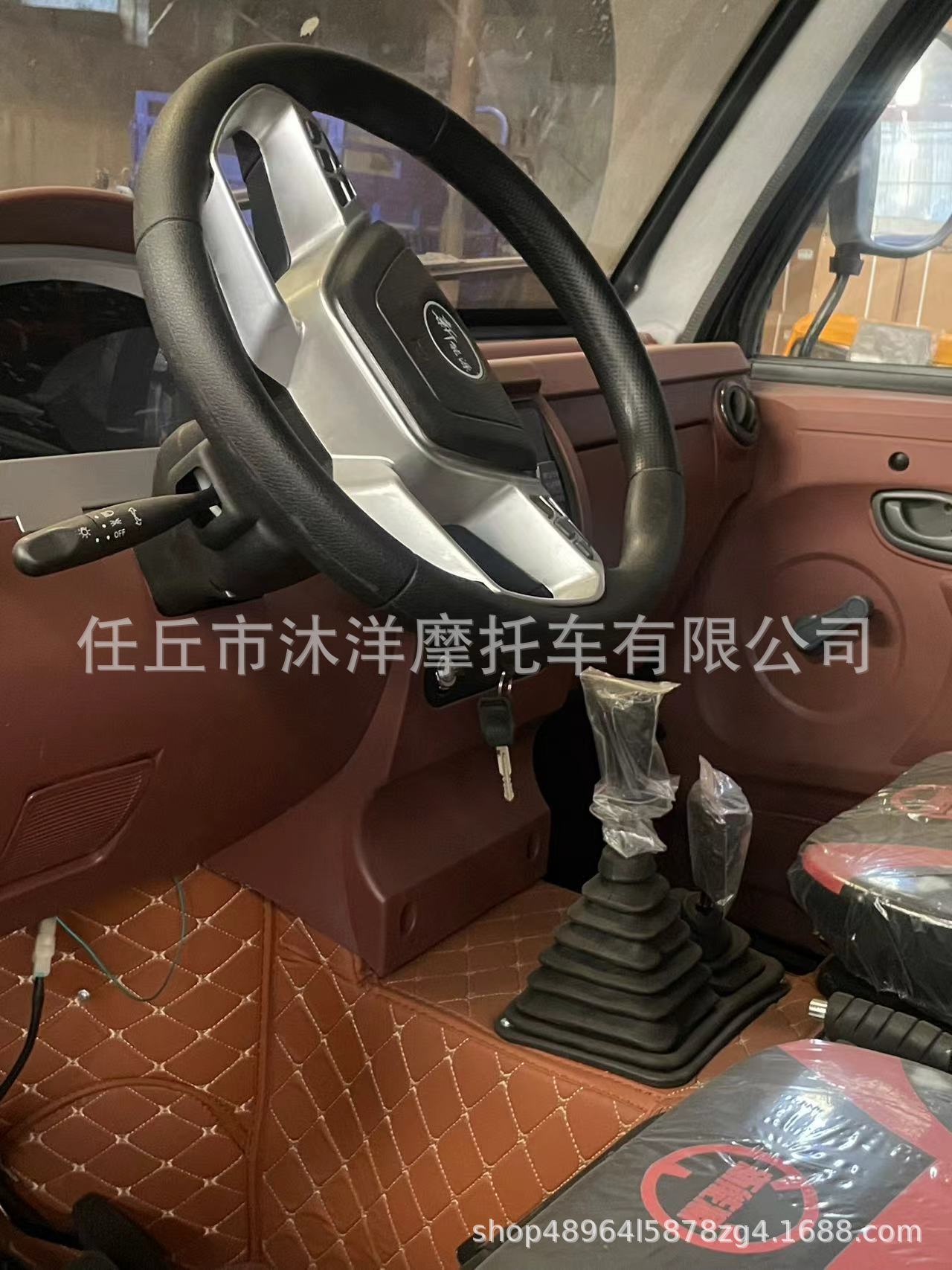 Source manufacturer luxury rain shelter three-wheeled fuel-powered motorcycle with enclosed cab, five-wheel double hydraulic dump truck