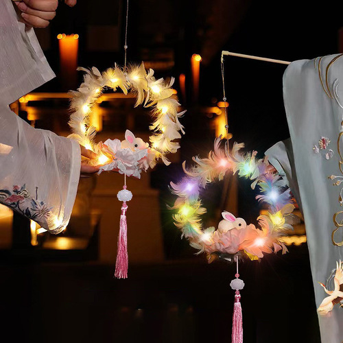 New Year Children's Light-Up Toys, Set Up Stands in Night Markets for the Chinese New Year, Dragon Year Lanterns, Ready-to-Use Handheld Ancient Style Paper Lanterns