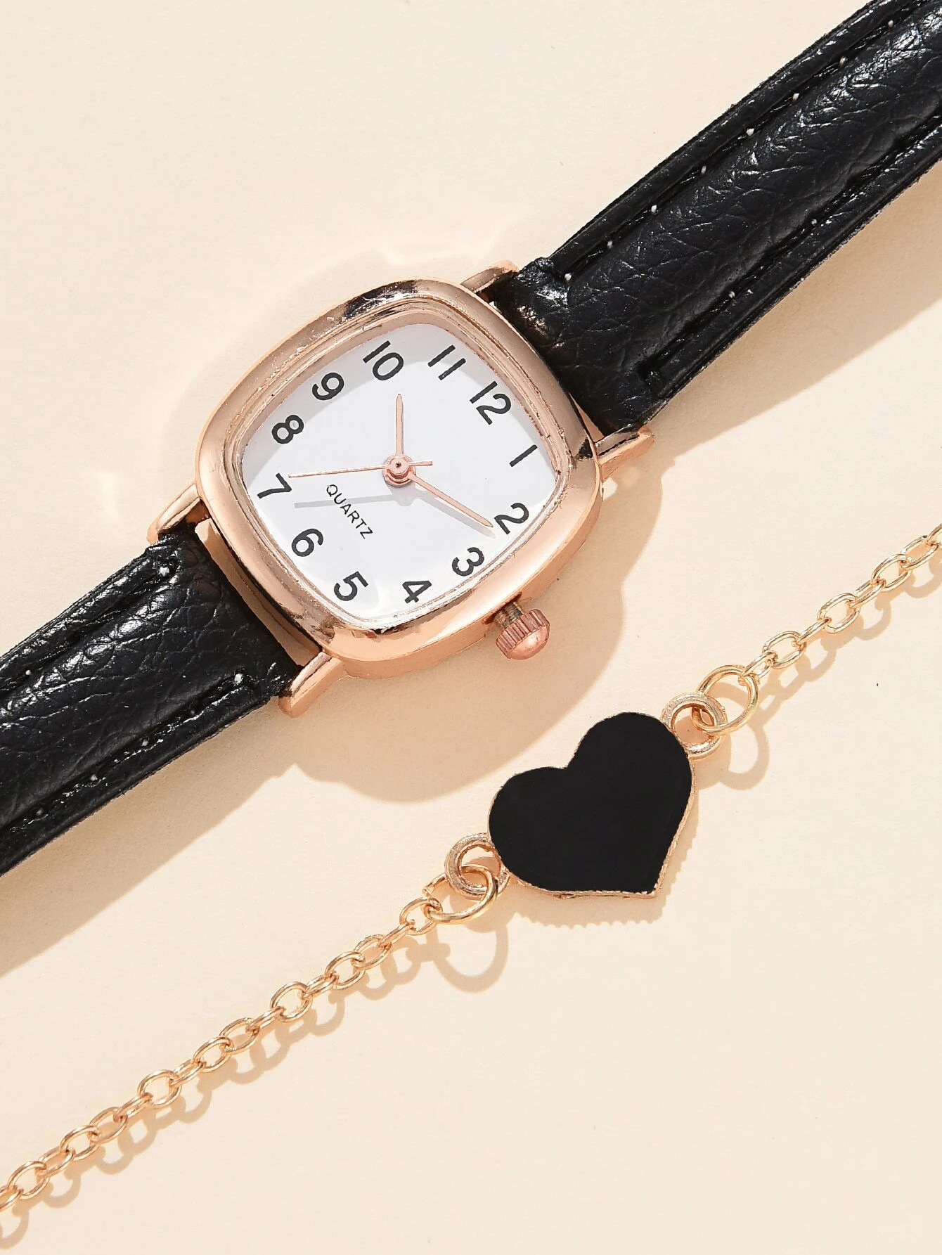 Square watch female middle school student simple Harajuku temperament small dial Korean style artistic retro belt quartz watch_voghion.com