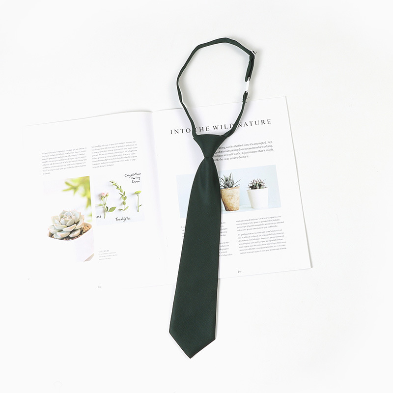 Accessorio per camicia stile college senza cravatta a righe, papillon verde scuro con fiocco e fiore per donna_voghion.com