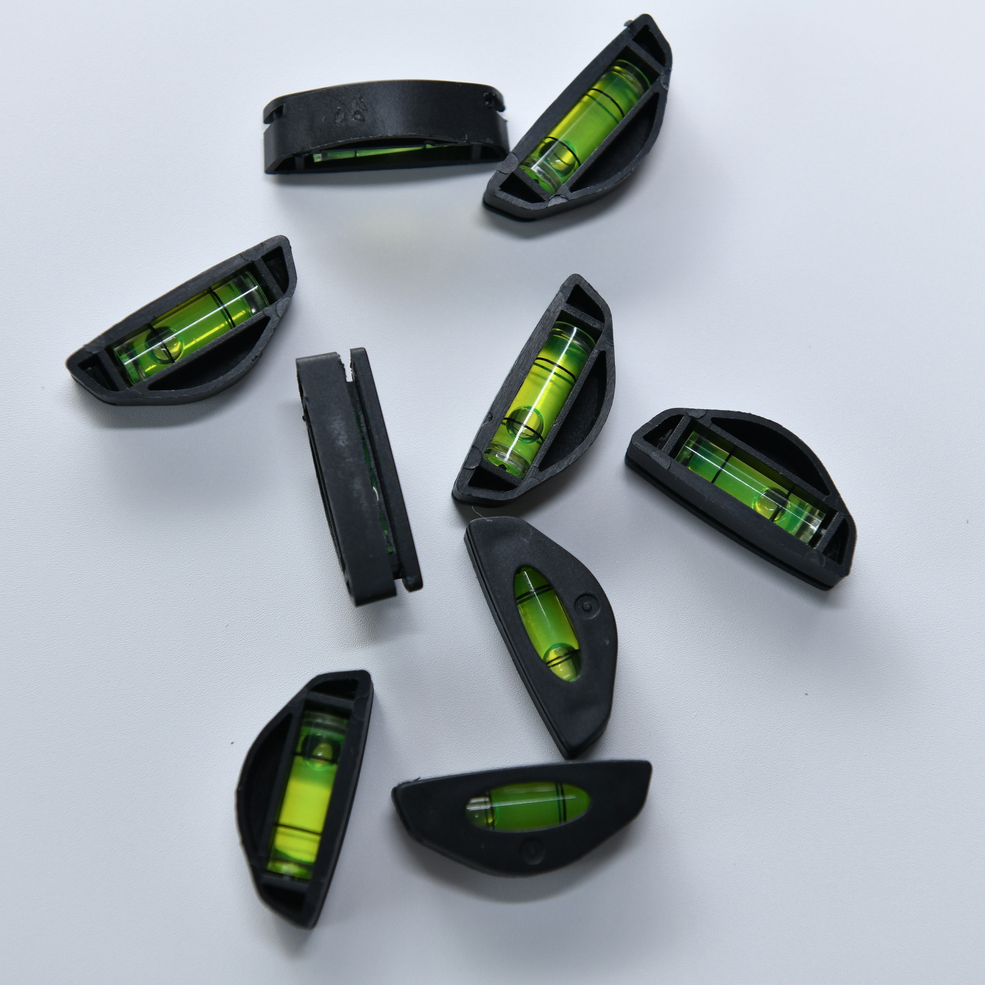 迷你便携半圆水平仪水准器供应支架塑料水平仪组件电视支架水平仪