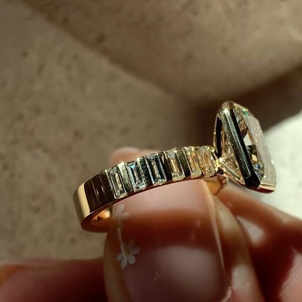 retro stone inlay with zircon
