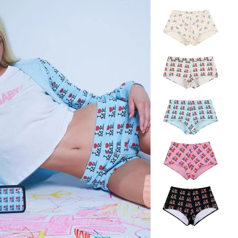 American-Style All-Over Heart Letter Print Elastic Waistband Ultra-Short Shorts Mini Shorts Hot Pants Three-Quarter Length Shorts Underwear American-Style All-Over Heart Letter Print Elastic Waistband Ultra-Short Shorts Mini Shorts Hot Pants Three-Quarter Length Shorts Underwear