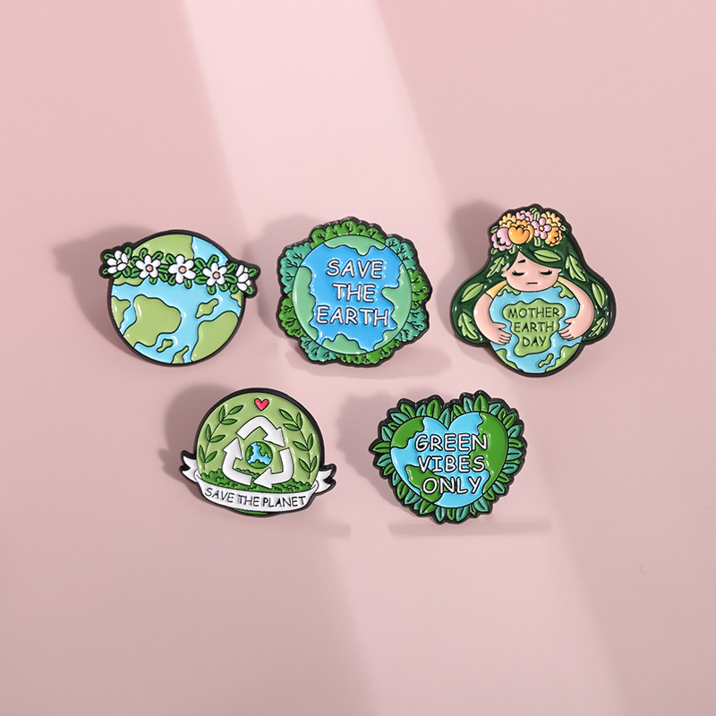 7g Weight Brooches Classification Holiday, Banquet, Selfie Occasion Alloy Material Letter Pattern All Seasons Season Unisex Gender Stoving Varnish Design Casual, Elegant, Lady Style Casual Elegant Lady Pin Letter Alloy Stoving Varnish Unisex Brooches 7