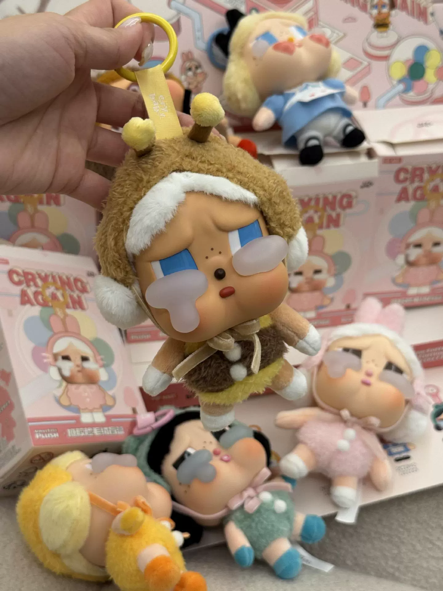 POPMART Pop Mart CRYBABY Tears Factory Series Glue-Elastic Face Plush Blind Box Crying Baby Pendant Peripheral