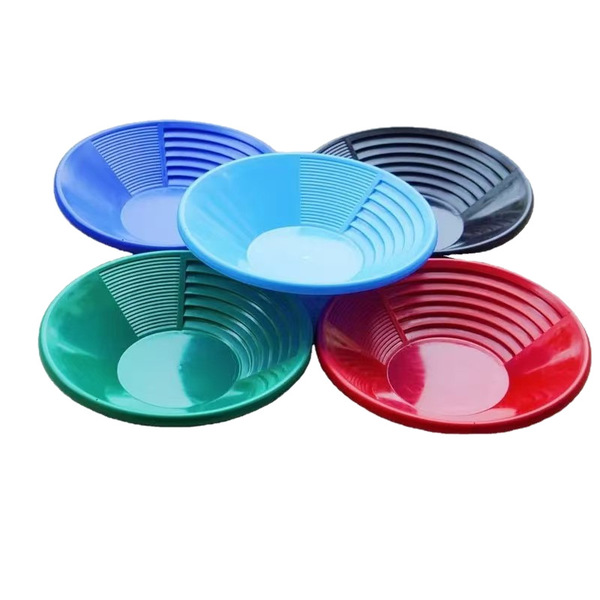 Wear-resistant and thickened plastic gold-rushing plate hand-crank…