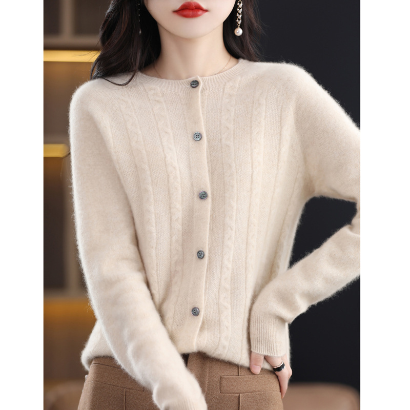Puyuan woolen sweater new slimming women's 100% pure wool round neck cardigan first-line clothing warm twisted craft.