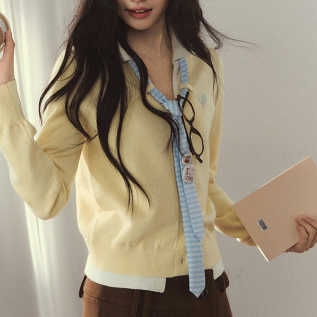Umouo Spring Korean Style Girl's Striped Tie Color-Blocking Faux Two-Piece V-Neck Cardigan Slimming Knit Sweater Umouo Spring Korean Style Girl's Striped Tie Color-Blocking Faux Two-Piece V-Neck Cardigan Slimming Knit Sweater