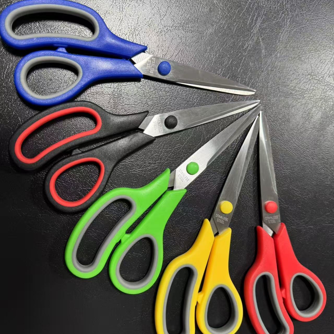 Yangjiang 8 pulgadas tijeras de caucho y plástico tijeras de acero inoxidable para el hogar tijeras de cocina tijeras de corte de papel de oficina tijeras para estudiantes tijeras fuertes