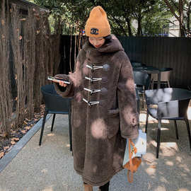 牛角扣颗粒连帽大衣女秋冬季新款设计感小众宽松加厚长款外套