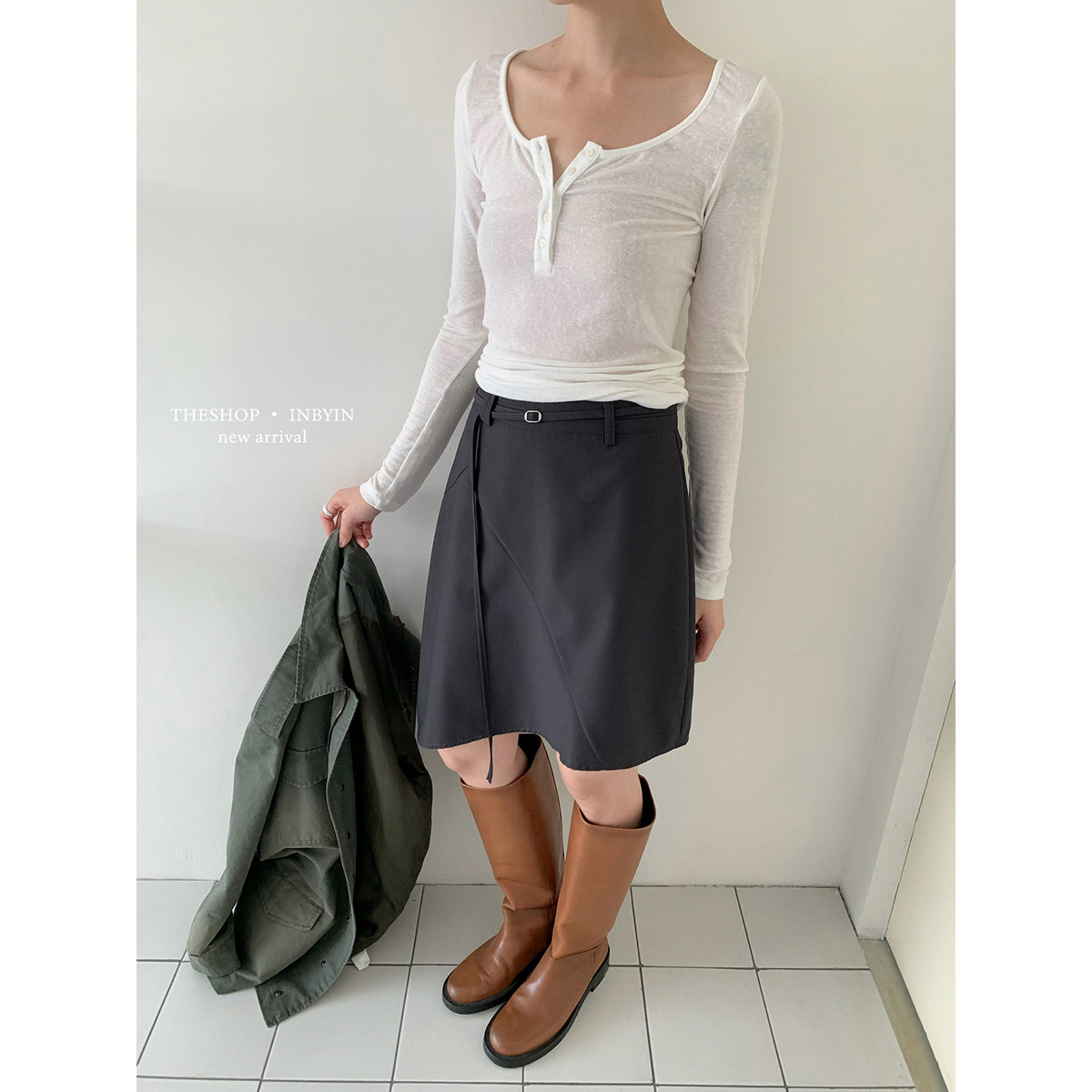 【No Returns, No Exchanges】Irregular Skirt Design, Deconstructed, Fashionable, High-Waisted, Slimming A-Line Skirt for Petite Women