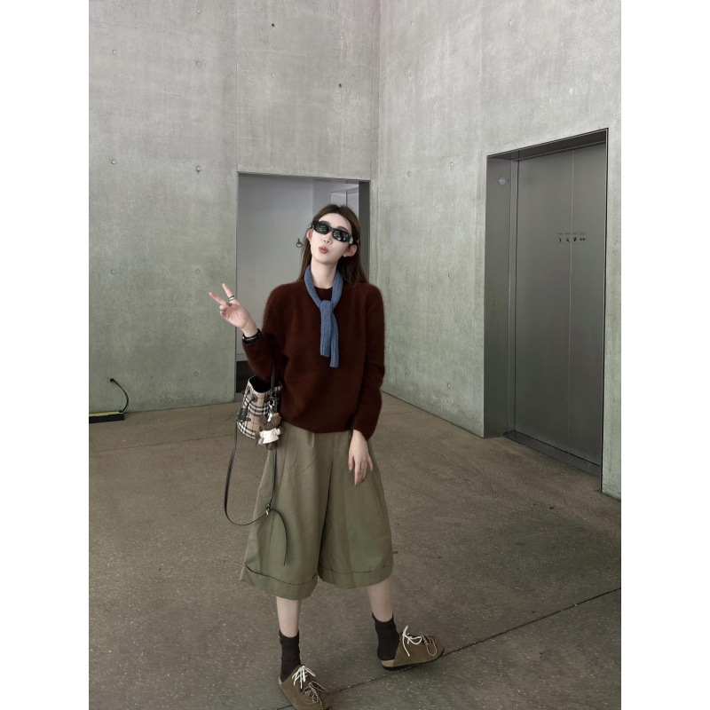 又酷又飒减龄套装女秋季软糯圆领毛衣宽松七分裤两件套|undefined