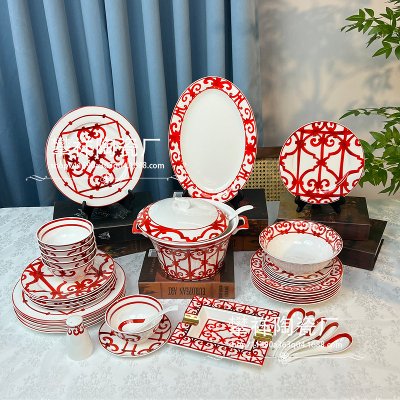 58头骨瓷餐具家用盘子碗碟勺套装组合中国红系列过年乔迁结婚送礼