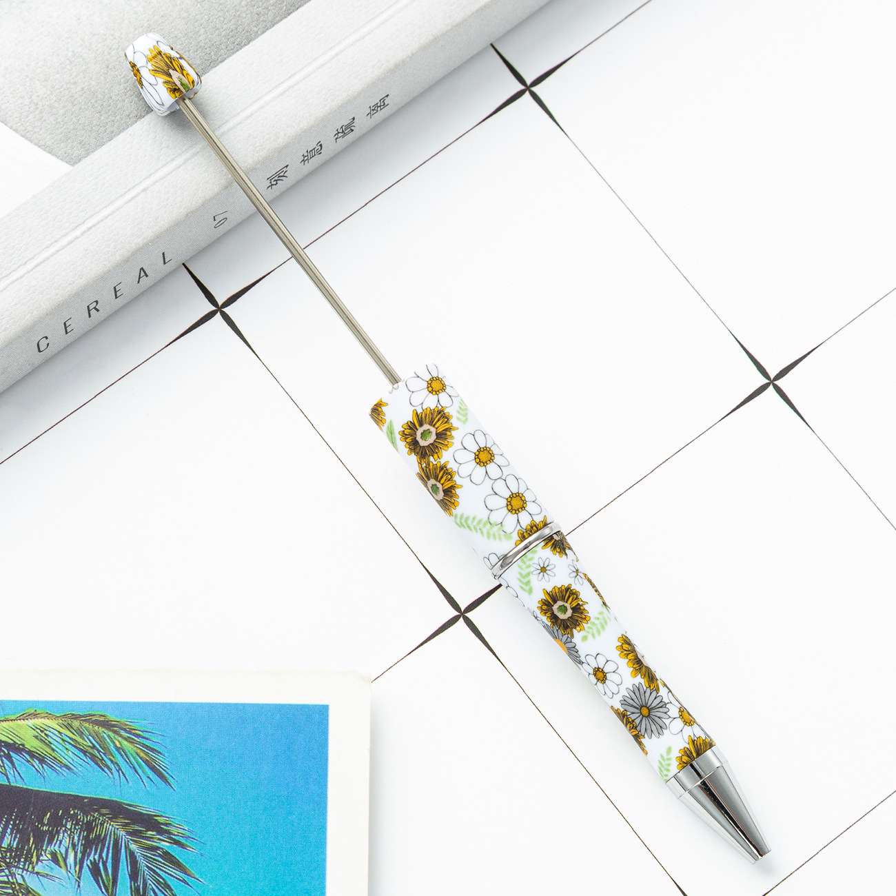 Pluma de cuentas de plástico bricolaje creativo hecho a mano estampado de leopardo pluma floral de cuentas de vaca impresión al por mayor nueva pluma de cuentas de plástico