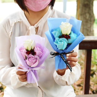Ditui Hot-Selling Valentine's Day Gift Soap Flower Rose Small Bouquet Gift Box Handmade Souvenir Wedding Candy with Bouquet