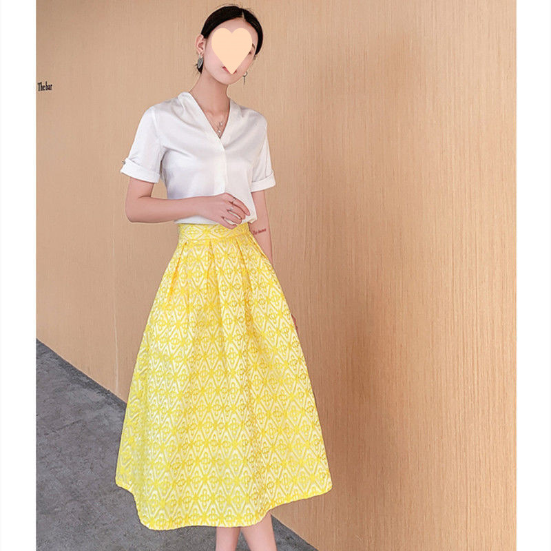 提花半身裙女2025春秋新款高腰显瘦高档蓬蓬裙遮肉中长款伞裙子女|undefined