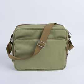 厂家上新工装包帆布男包多隔层男士休闲包时尚收纳包多功能斜挎包