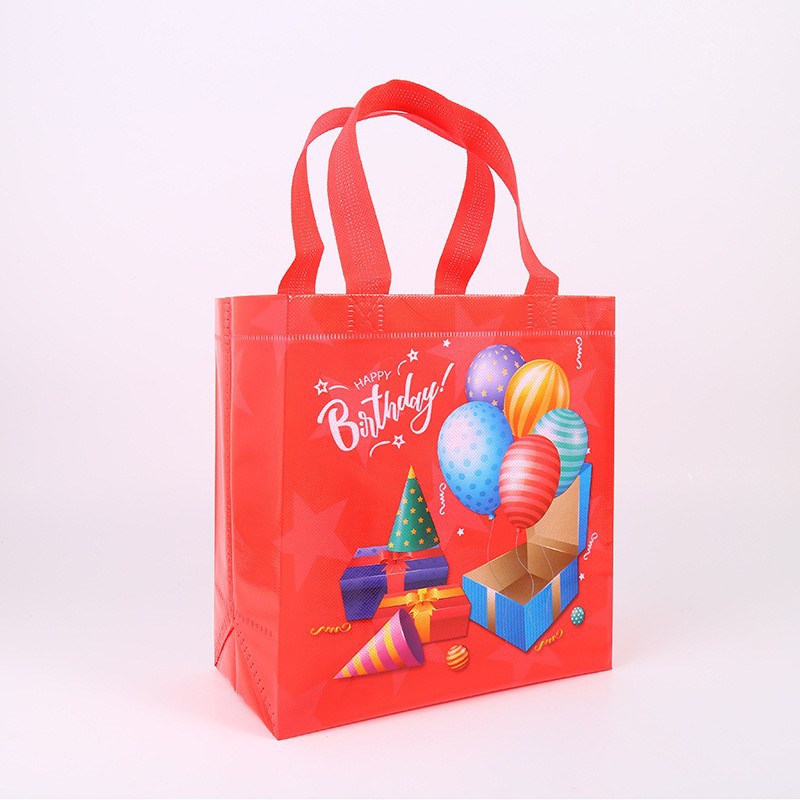 빨간 생일; 22*23*11cm