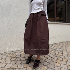 JVV十三行2025秋季新款日系简约风宽松气球裙子显瘦半身裙女71215