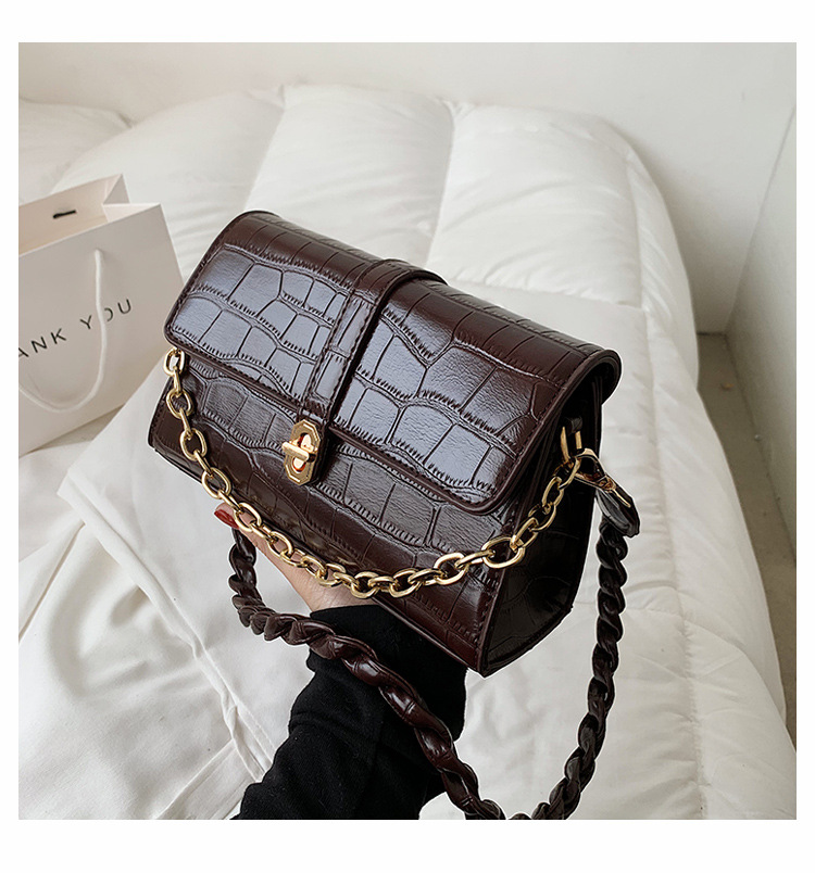 Fashion Chain Messenger Shoulder Square Bag Wholesale display picture 17