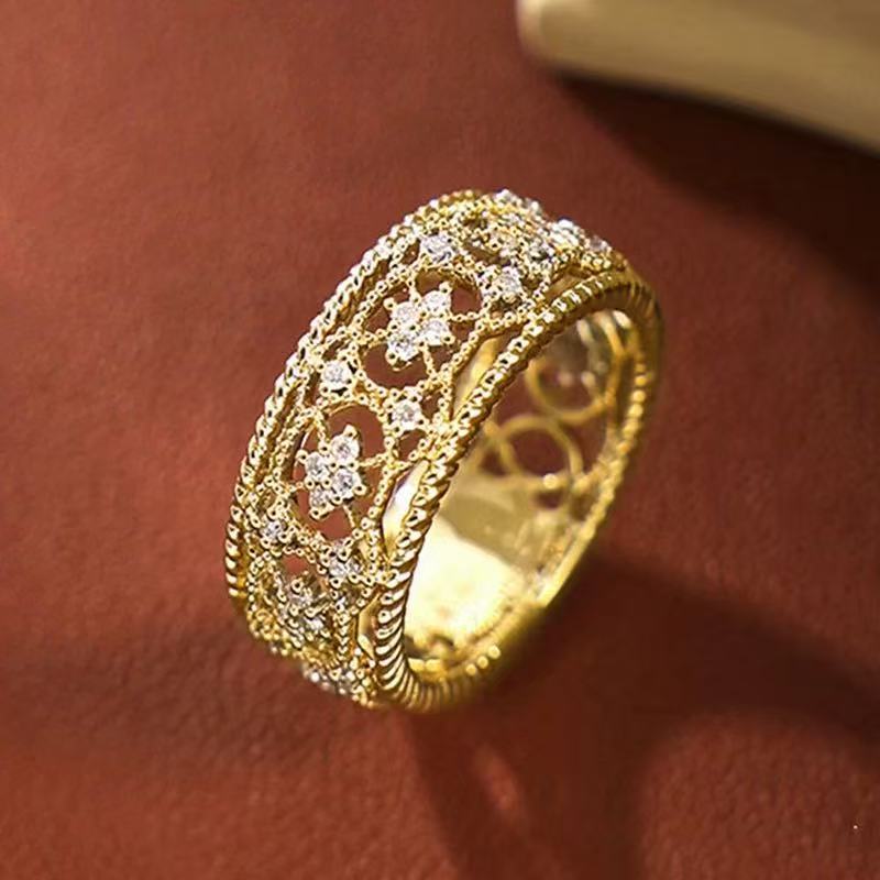 Retro Palace Style Lace Cut Out High-End Gold Wide Ring Women's Accessible Luxury Niche Design Open Ring