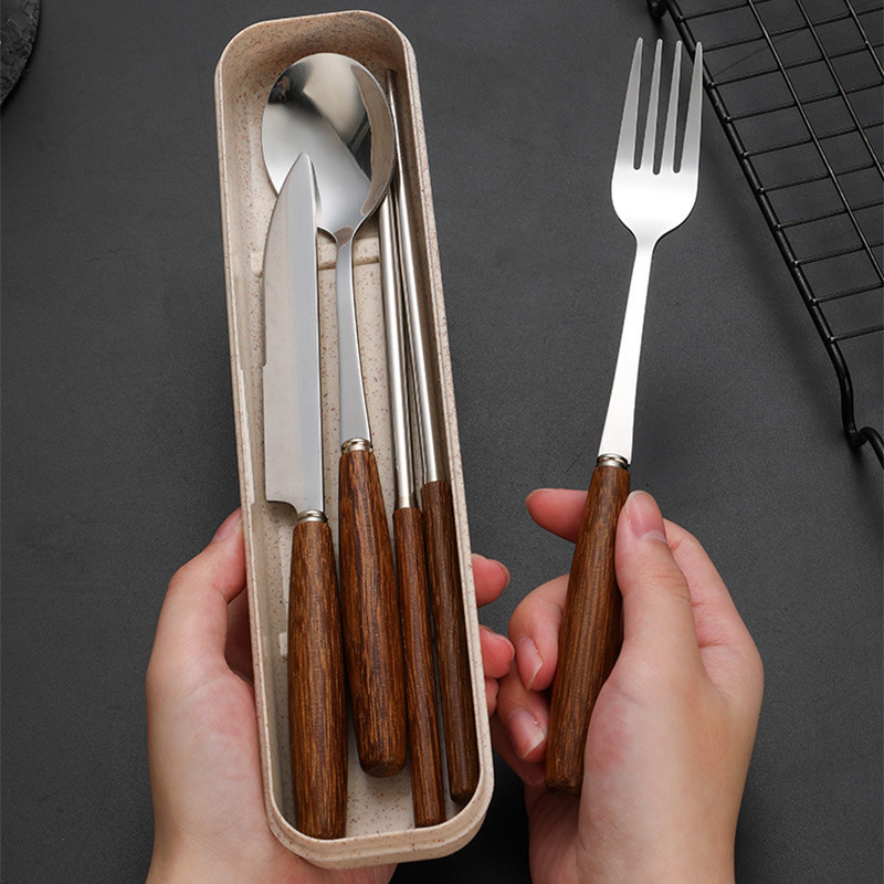 Japanese-style chicken wings, wooden handle, stainless steel knife and fork, chopsticks, suit travel, work, take-out, school storage box