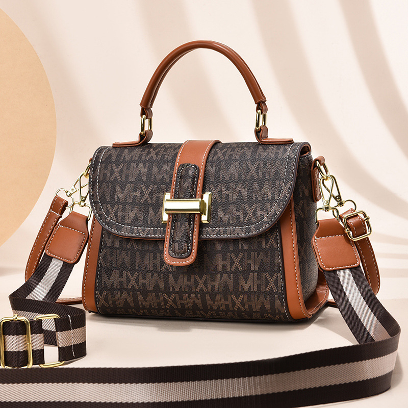 Small bag strap