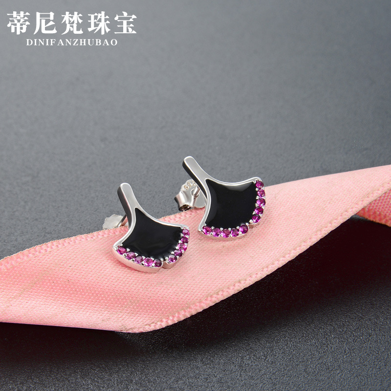 Corea del Sur transfronteriza de hadas de moda dinámica hoja pendientes S925 plata esterlina con incrustaciones de circón gota de aceite pendientes geométricos para las mujeres