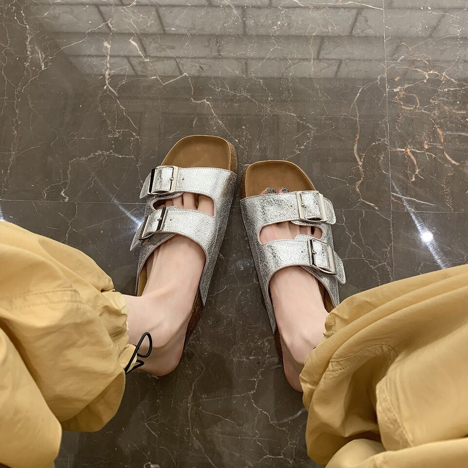 Dép sandal nữ quai ngang khóa cài cổ điển đế dày, mũi vuông, đi ngoài — Màu bạc, Màu mơ