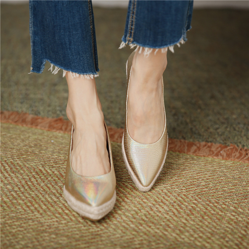 Elegant and Stylish Autumn Genuine Leather Wedge Shoes for Women, Shallow Pointed Toe, Small High Heels, Thick Platform, Waterproof, Straw-Woven Elegant and Stylish Autumn Genuine Leather Wedge Shoes for Women, Shallow Pointed Toe, Small High Heels, Thick Platform, Waterproof, Straw-Woven