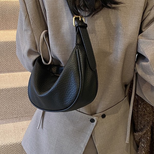 Bolsos retro bolsos nuevos bolsos de albóndigas de moda para mujeres bolsos ligeros bolsos de hombro bolsos de axilas simples hombro cruzado invierno