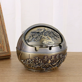 果盘、果篮;酒具套装;家用烟灰缸