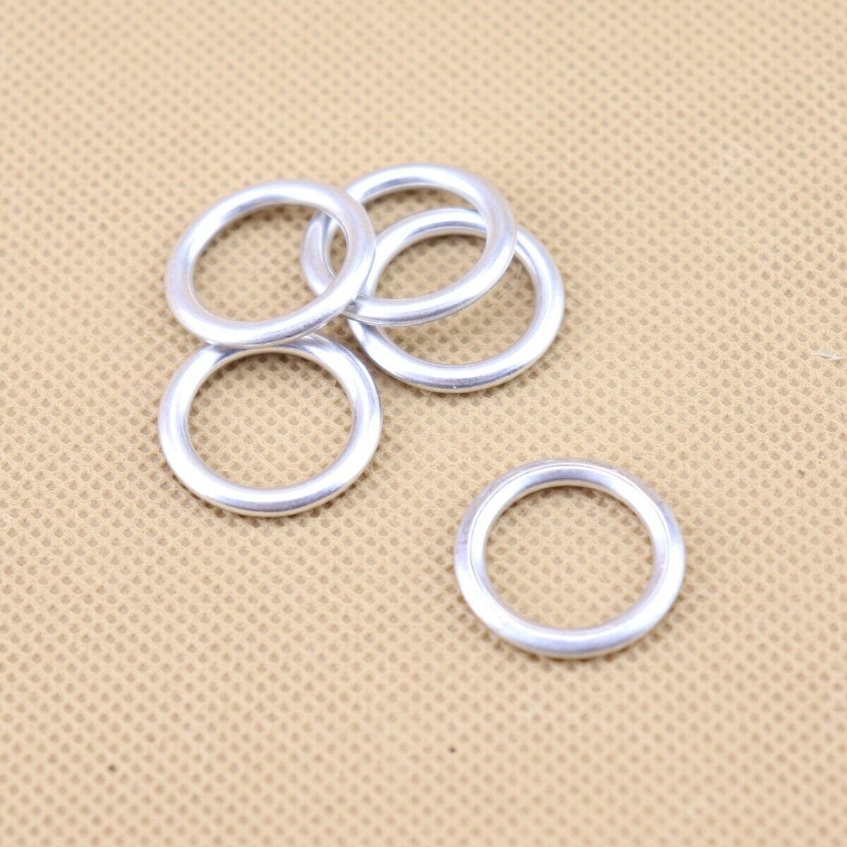 Suitable for Volkswagen Audi engine oil pan oil drain screw hollow…
