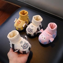秋冬新生婴儿袜子鞋幼童保暖脚套卡通加绒加厚软底防滑不掉学步鞋