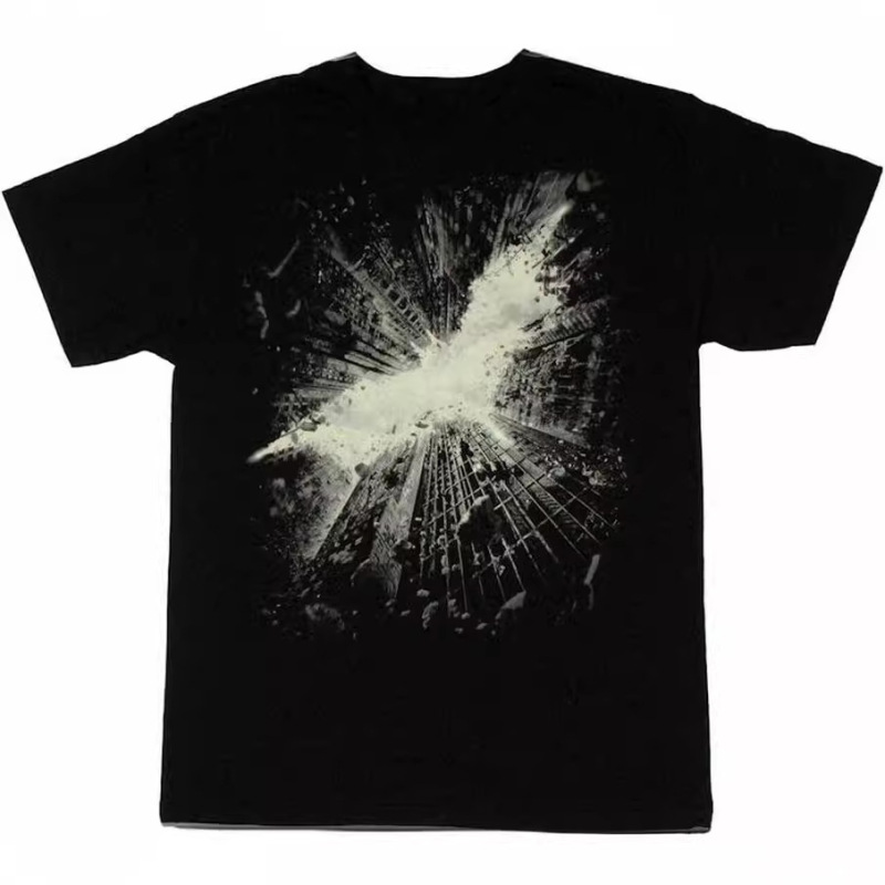 Batman bat Dark Knight American retro distressed comic film direct injection printed classic men's loose T-shirt Batman bat Dark Knight American retro distressed comic film direct injection printed classic men's loose T-shirt