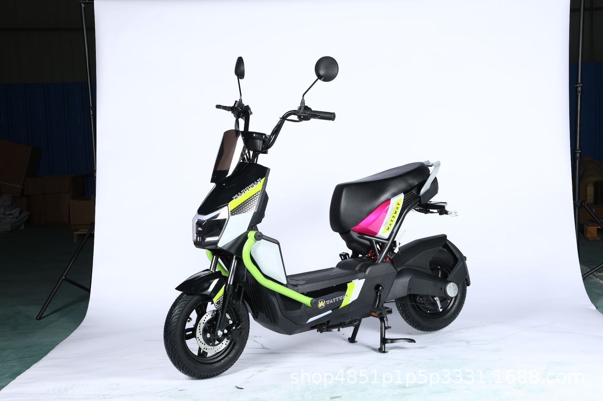 New Foreign Trade Model: Wolf Warrior Electric Motorcycle, Adult Two-Seater Electric Scooter, Exclusively for Export, Factory Wholesale