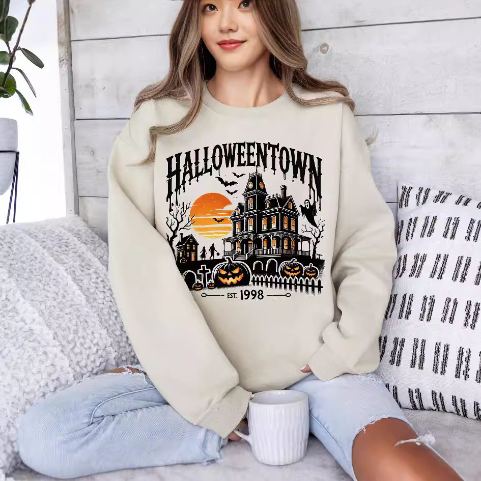 Vintage Halloween Sweatshirt Halloween Est 2024 Pull