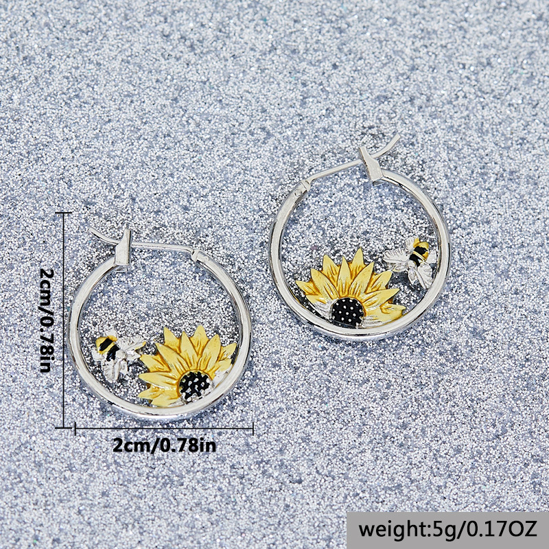 8g Weight Alloy Ear Needle Material 1 Pair Retro Sunflower Alloy Hoop Earrings