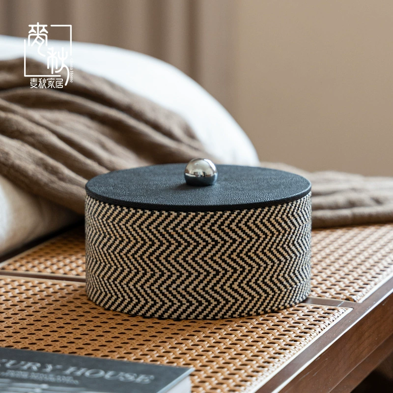 Craftsman Thirteen: Элитный нишевый туалетный столик с шкатулкой для украшений, винтажная полосатая декоративная коробка-орнамент, настольная модель.