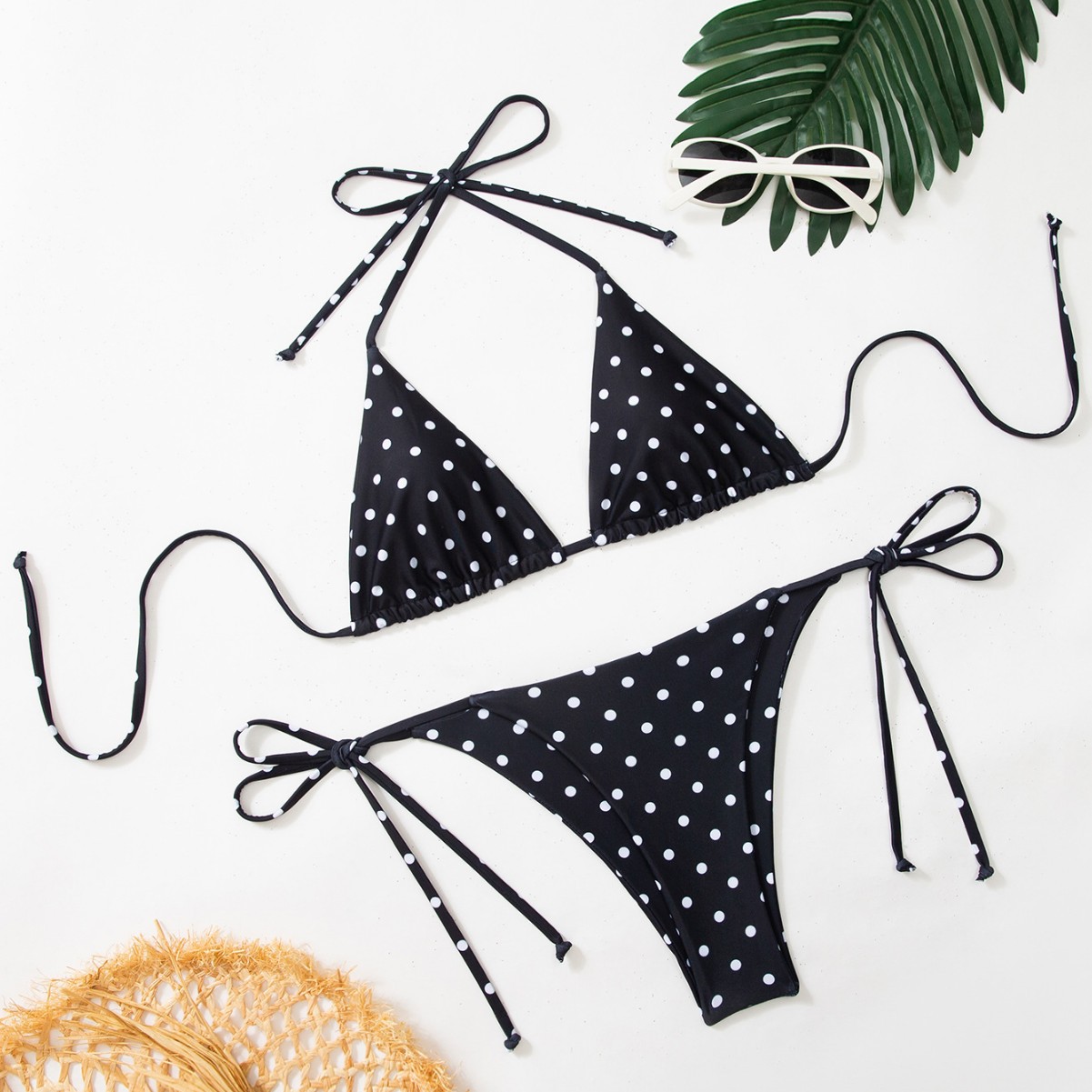 2025 New Amazon Polka Dot Sexy Bikini Split Swimsuit Women's Pure Desire Ins Beach Vacation Swimsuit