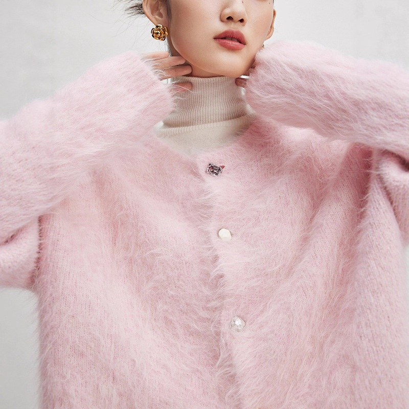 Soft and Waxy Alpaca Pink Knitted Cardigan Jacket for Women in Autumn and Winter, Gentle Top, Thick Jacket and Knitwear Soft and Waxy Alpaca Pink Knitted Cardigan Jacket for Women in Autumn and Winter, Gentle Top, Thick Jacket and Knitwear