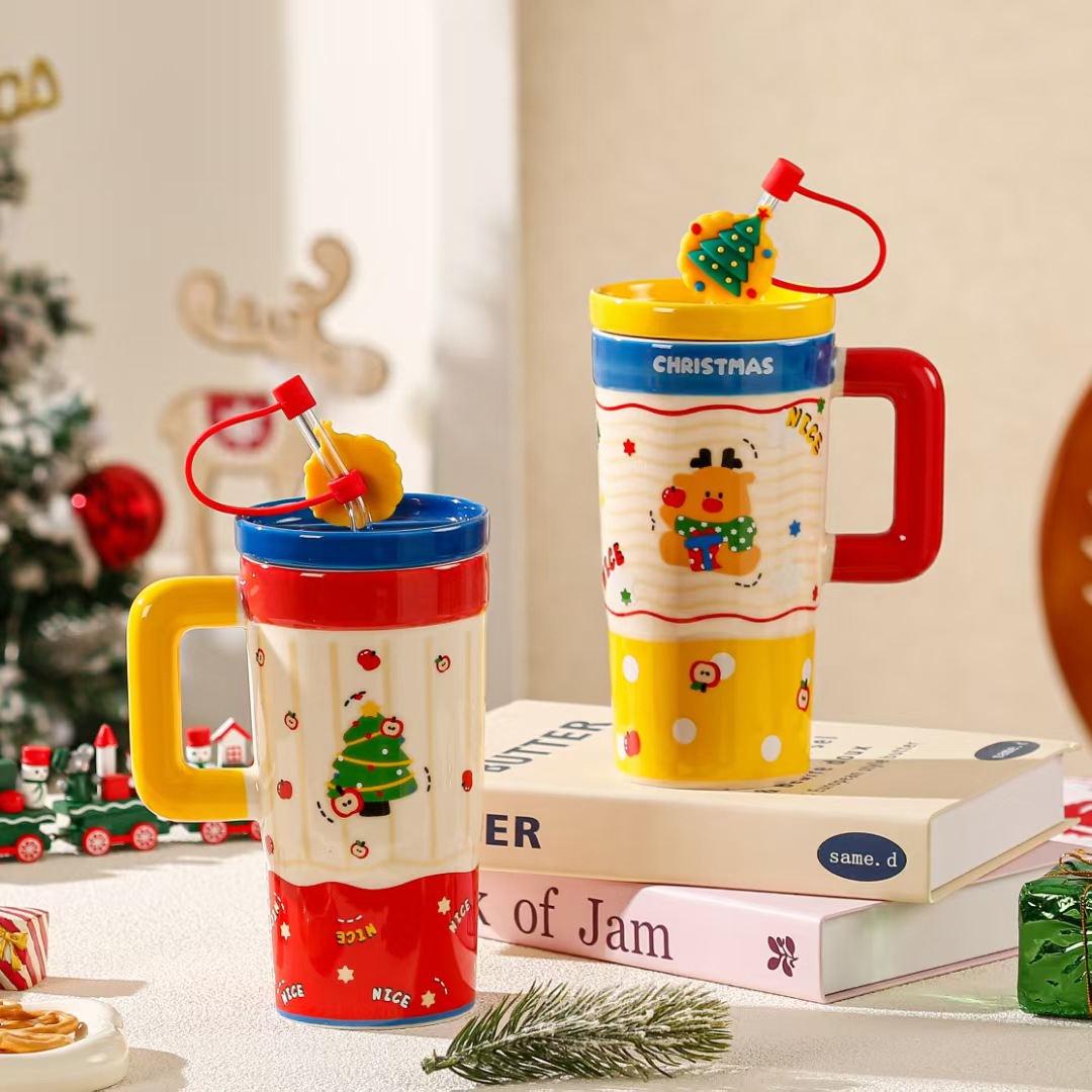 Taza de cerámica navideña de gran capacidad Taza de agua con pajita personalizada Taza de café transfronteriza de alto valor Taza linda de dibujos animados