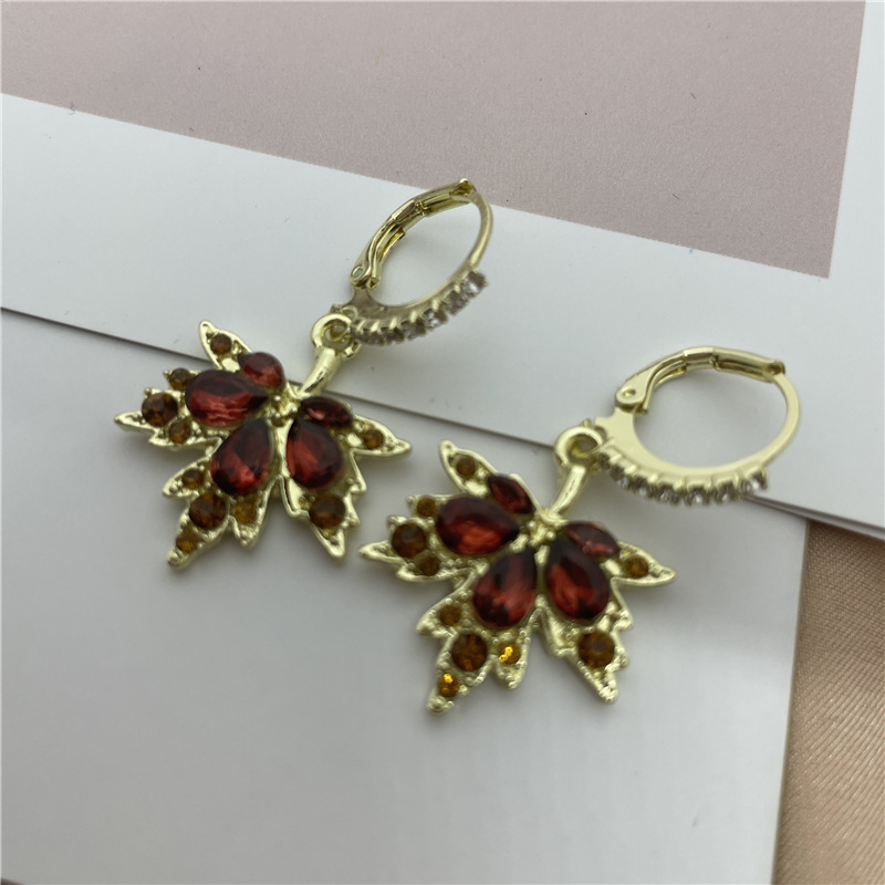 Retro Leaf Alloy Inlay Artificial Crystal Womenu0027S Drop Earrings 1 Pair