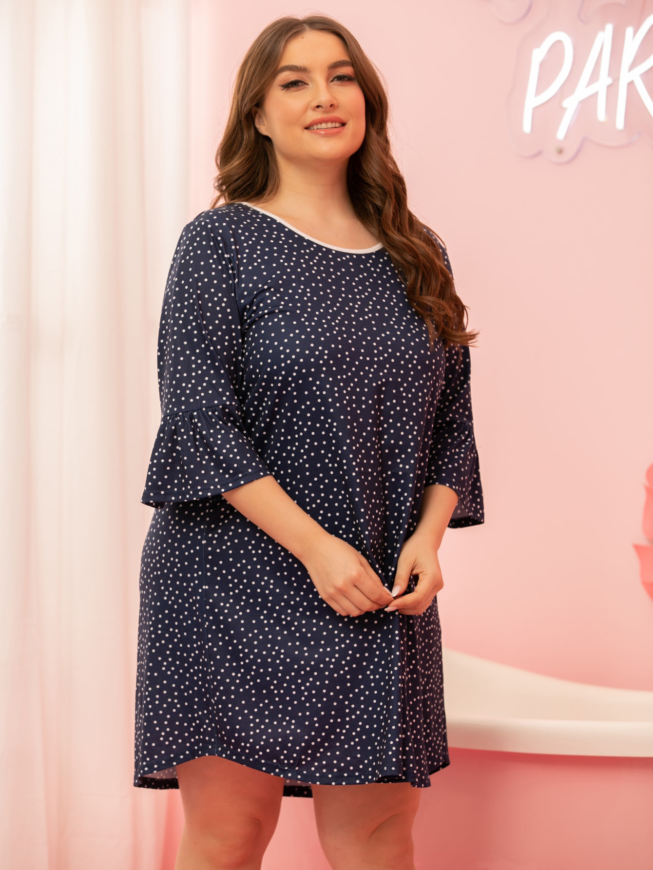 亚马逊独立站爆款外贸大码女装连衣裙短袖波点印花睡裙胖MM睡衣