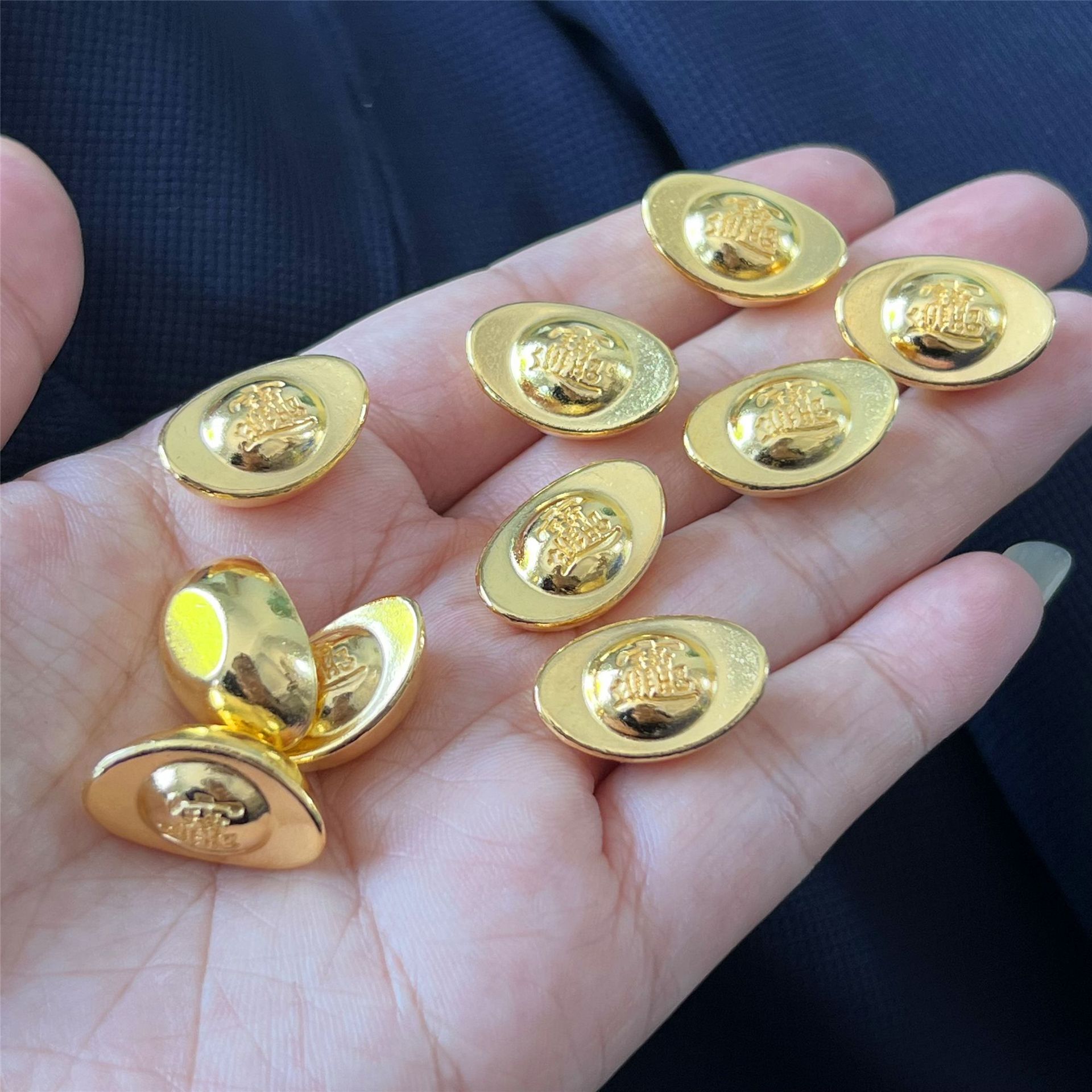 6 グラムの大きな砂金固体模擬ミニ合金光沢のある小さな装飾品中国のギフト合金インゴット