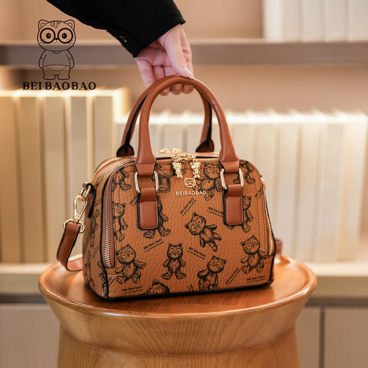 北包包源头工厂新款洋气可爱手提包卡通猫咪款单肩斜挎潮流便携包